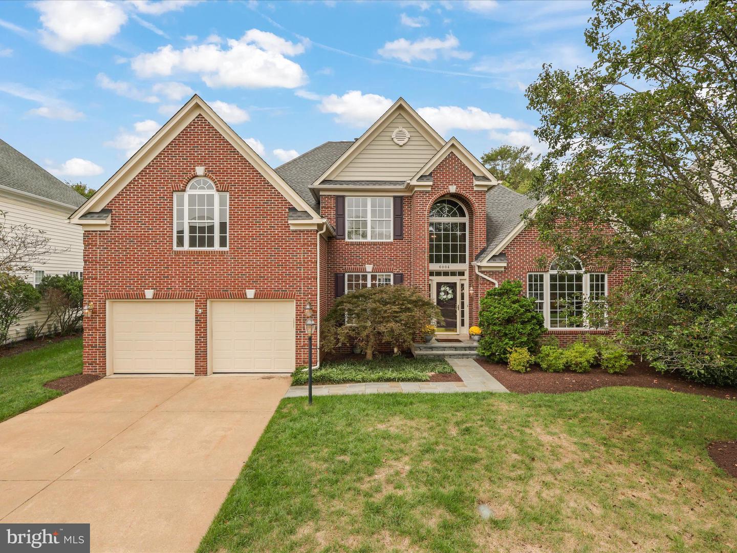 6004 HORTONS MILL CT, HAYMARKET, Virginia 20169, 5 Bedrooms Bedrooms, ,2 BathroomsBathrooms,Residential,For sale,6004 HORTONS MILL CT,VAPW2104872 MLS # VAPW2104872