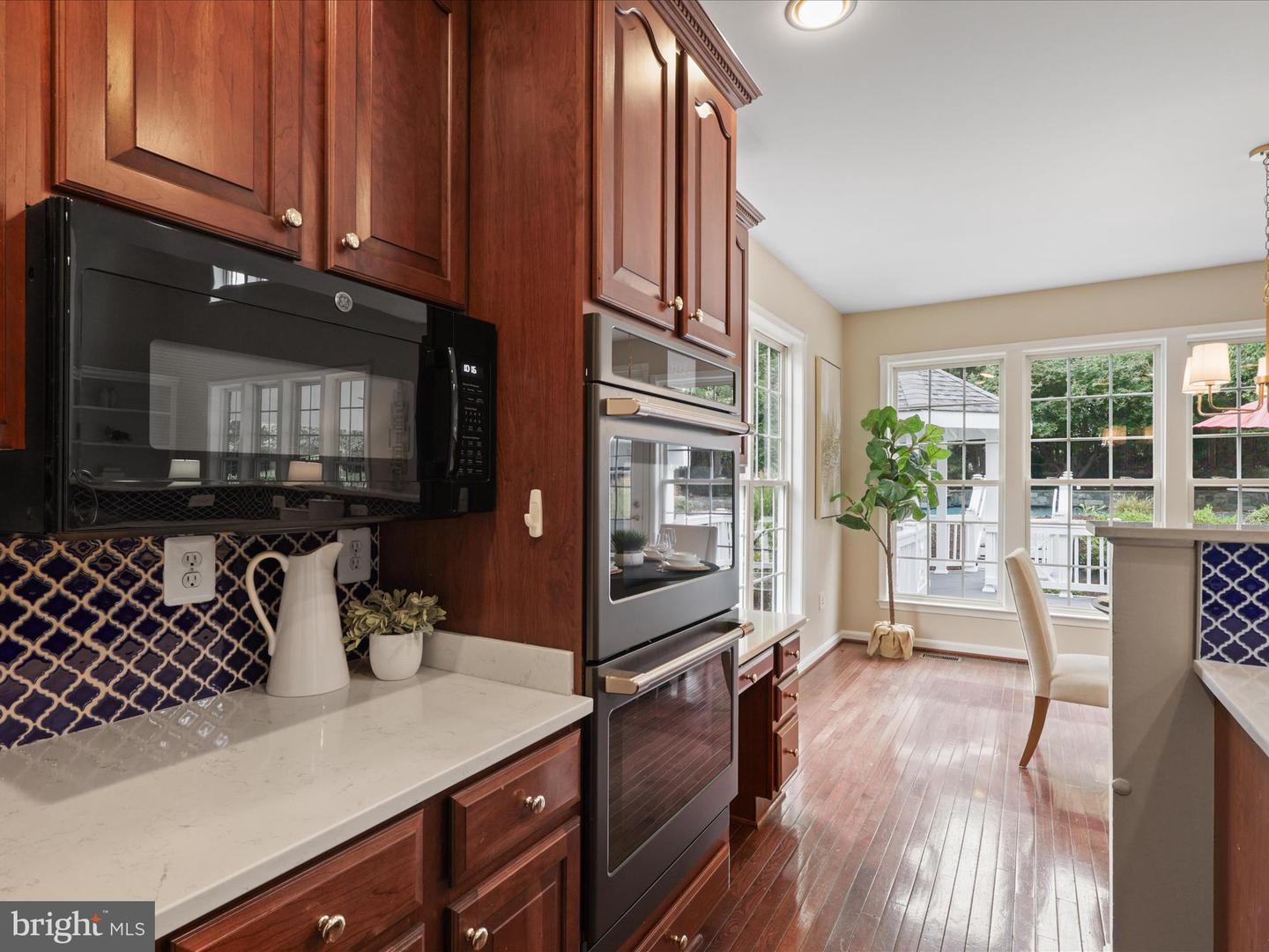 6004 HORTONS MILL CT, HAYMARKET, Virginia 20169, 5 Bedrooms Bedrooms, ,2 BathroomsBathrooms,Residential,For sale,6004 HORTONS MILL CT,VAPW2104872 MLS # VAPW2104872