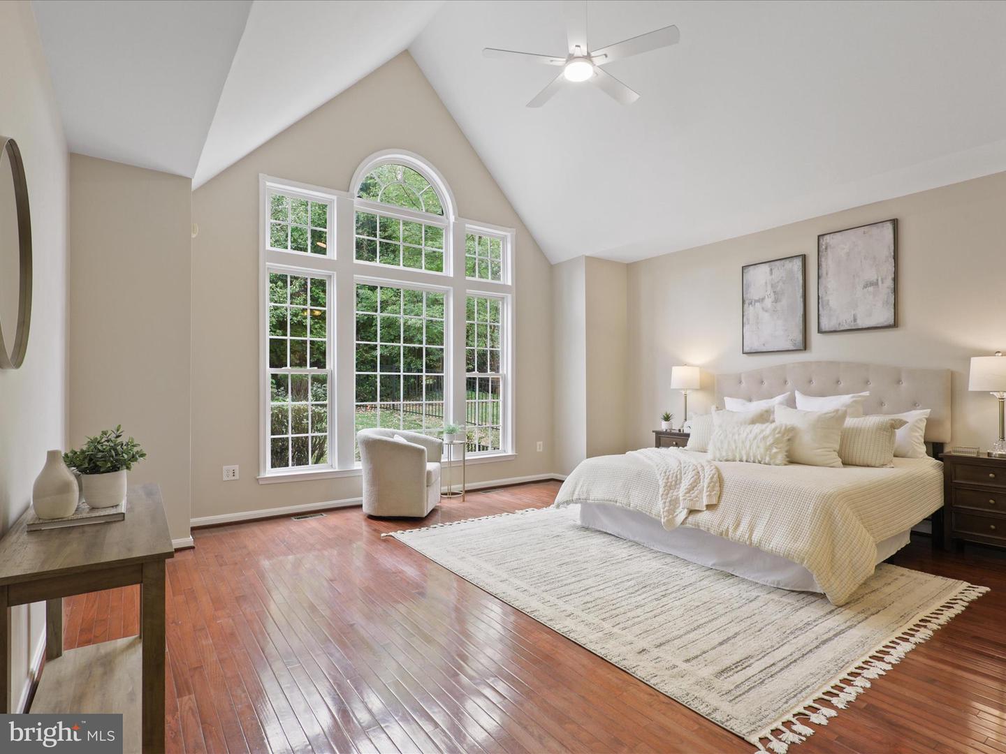 6004 HORTONS MILL CT, HAYMARKET, Virginia 20169, 5 Bedrooms Bedrooms, ,2 BathroomsBathrooms,Residential,For sale,6004 HORTONS MILL CT,VAPW2104872 MLS # VAPW2104872