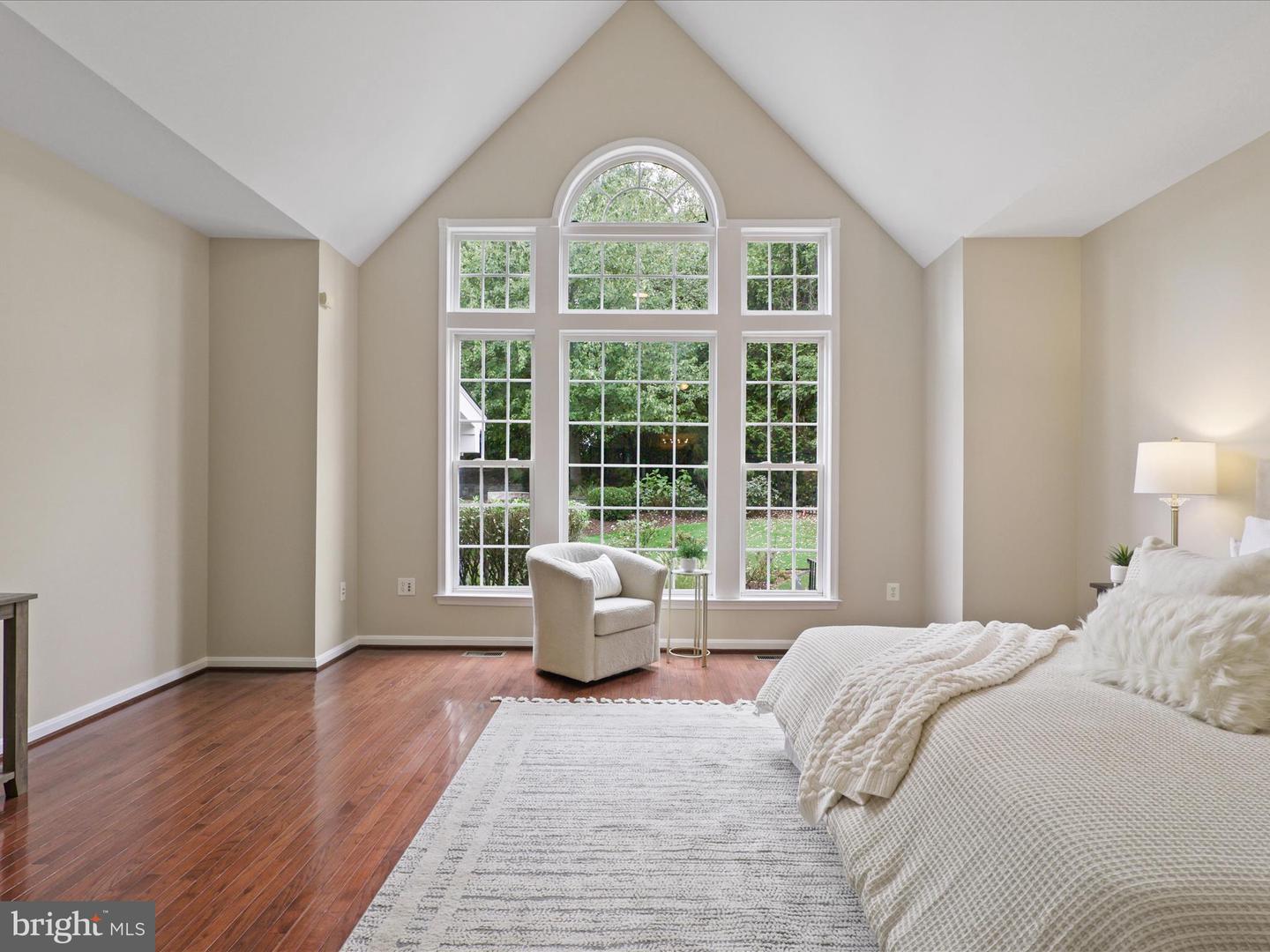 6004 HORTONS MILL CT, HAYMARKET, Virginia 20169, 5 Bedrooms Bedrooms, ,2 BathroomsBathrooms,Residential,For sale,6004 HORTONS MILL CT,VAPW2104872 MLS # VAPW2104872