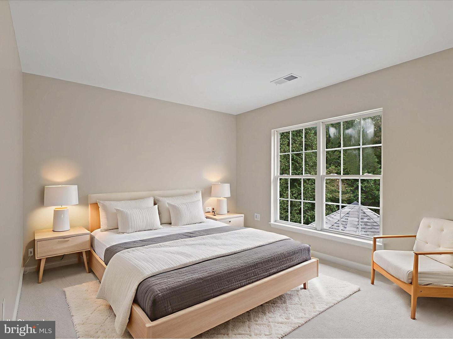 6004 HORTONS MILL CT, HAYMARKET, Virginia 20169, 5 Bedrooms Bedrooms, ,2 BathroomsBathrooms,Residential,For sale,6004 HORTONS MILL CT,VAPW2104872 MLS # VAPW2104872