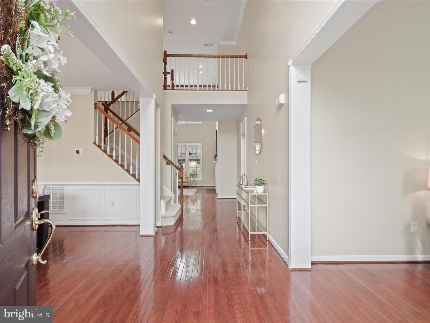 6004 HORTONS MILL CT, HAYMARKET, Virginia 20169, 5 Bedrooms Bedrooms, ,2 BathroomsBathrooms,Residential,For sale,6004 HORTONS MILL CT,VAPW2104872 MLS # VAPW2104872