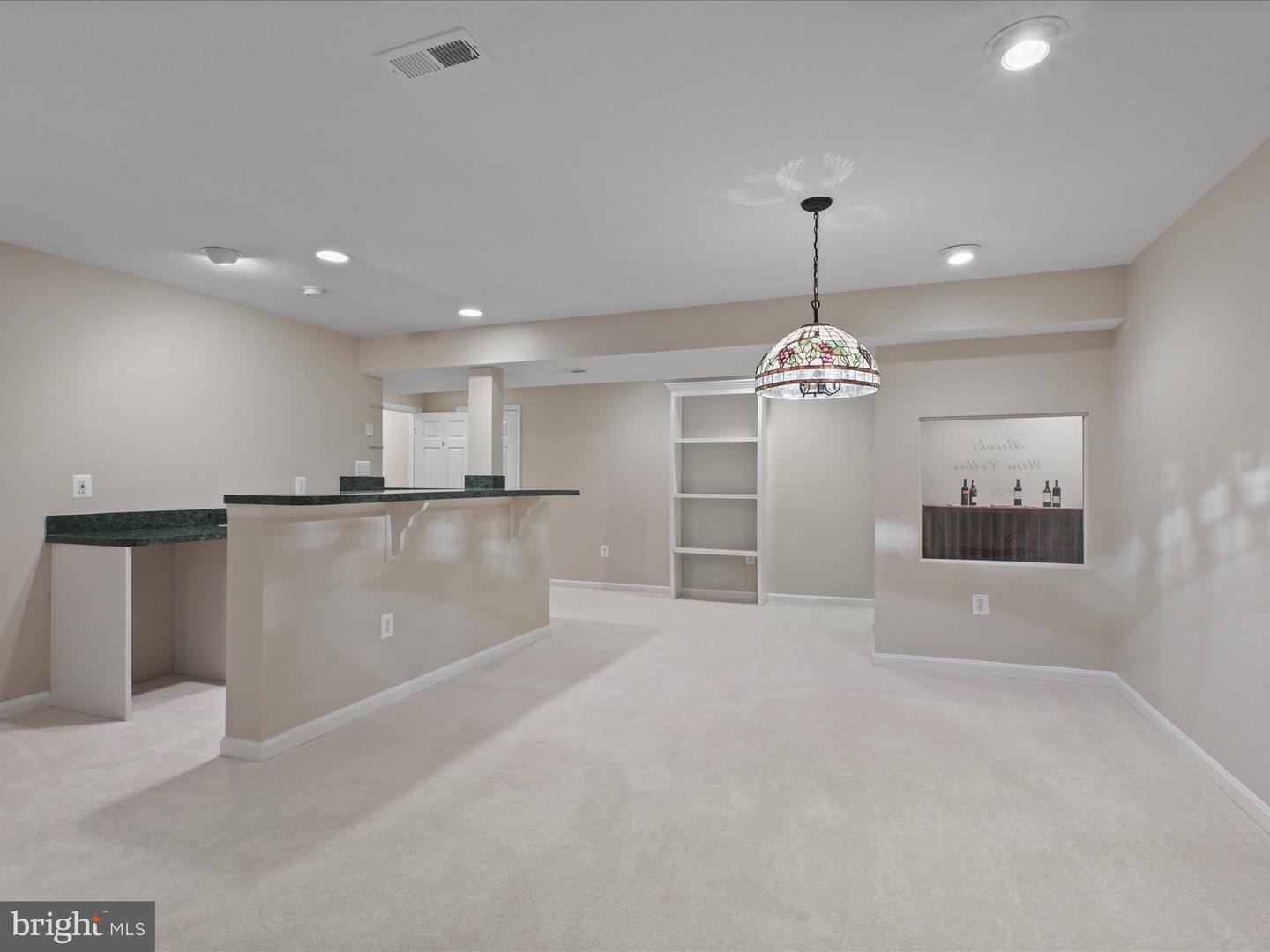 6004 HORTONS MILL CT, HAYMARKET, Virginia 20169, 5 Bedrooms Bedrooms, ,2 BathroomsBathrooms,Residential,For sale,6004 HORTONS MILL CT,VAPW2104872 MLS # VAPW2104872