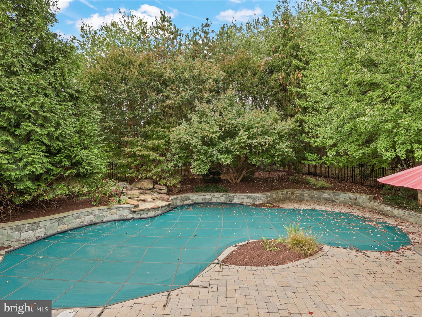 6004 HORTONS MILL CT, HAYMARKET, Virginia 20169, 5 Bedrooms Bedrooms, ,2 BathroomsBathrooms,Residential,For sale,6004 HORTONS MILL CT,VAPW2104872 MLS # VAPW2104872