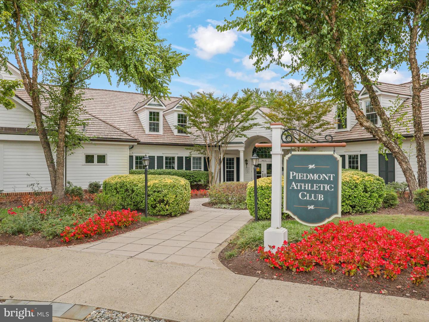 6004 HORTONS MILL CT, HAYMARKET, Virginia 20169, 5 Bedrooms Bedrooms, ,2 BathroomsBathrooms,Residential,For sale,6004 HORTONS MILL CT,VAPW2104872 MLS # VAPW2104872