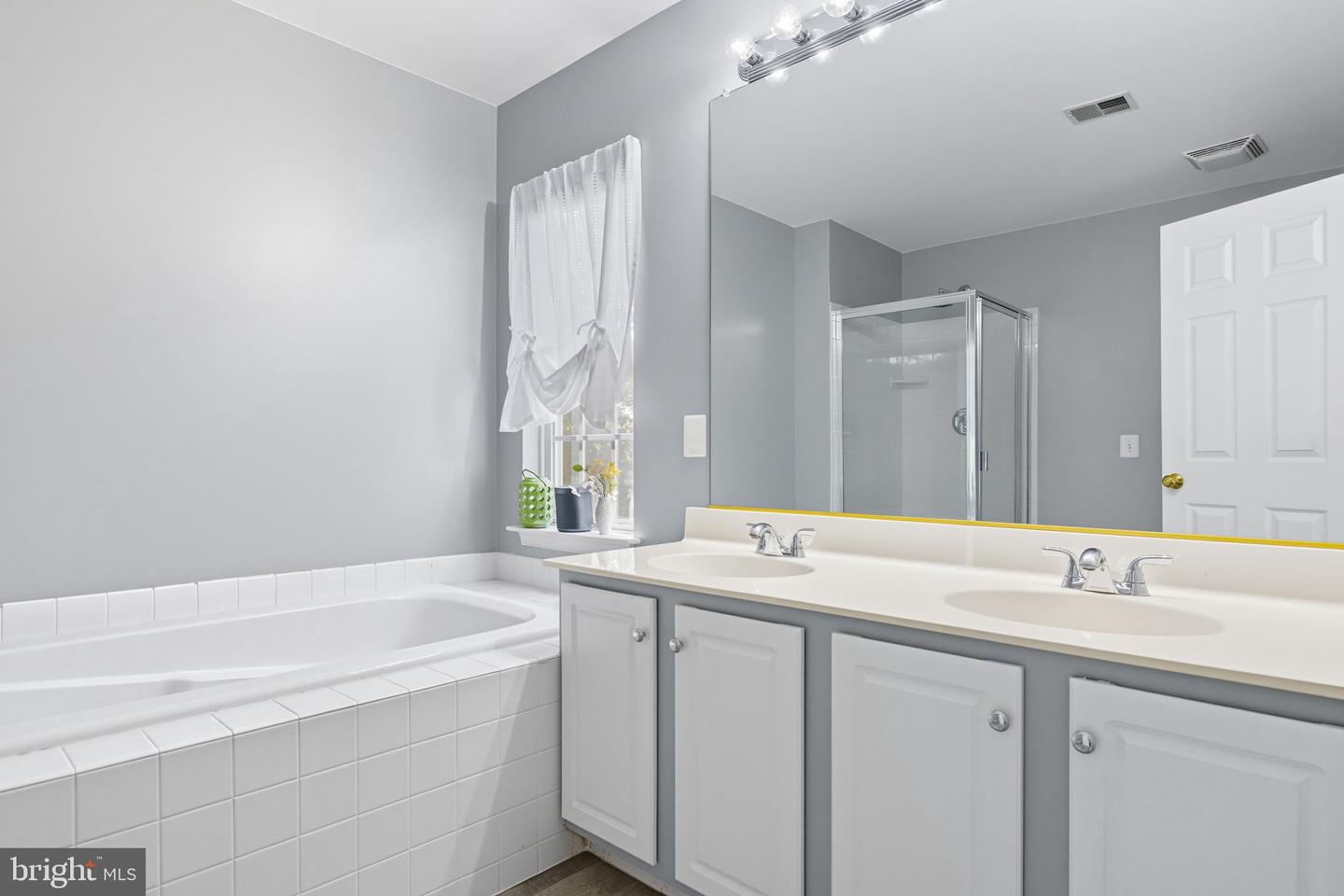 21563 AWBREY PL, BROADLANDS, Virginia 20148, 3 Bedrooms Bedrooms, ,3 BathroomsBathrooms,Residential,For sale,21563 AWBREY PL,VALO2107770 MLS # VALO2107770