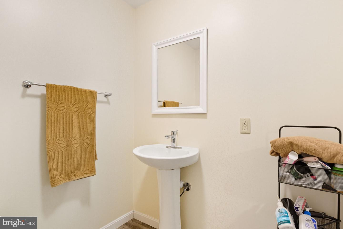 21563 AWBREY PL, BROADLANDS, Virginia 20148, 3 Bedrooms Bedrooms, ,3 BathroomsBathrooms,Residential,For sale,21563 AWBREY PL,VALO2107770 MLS # VALO2107770