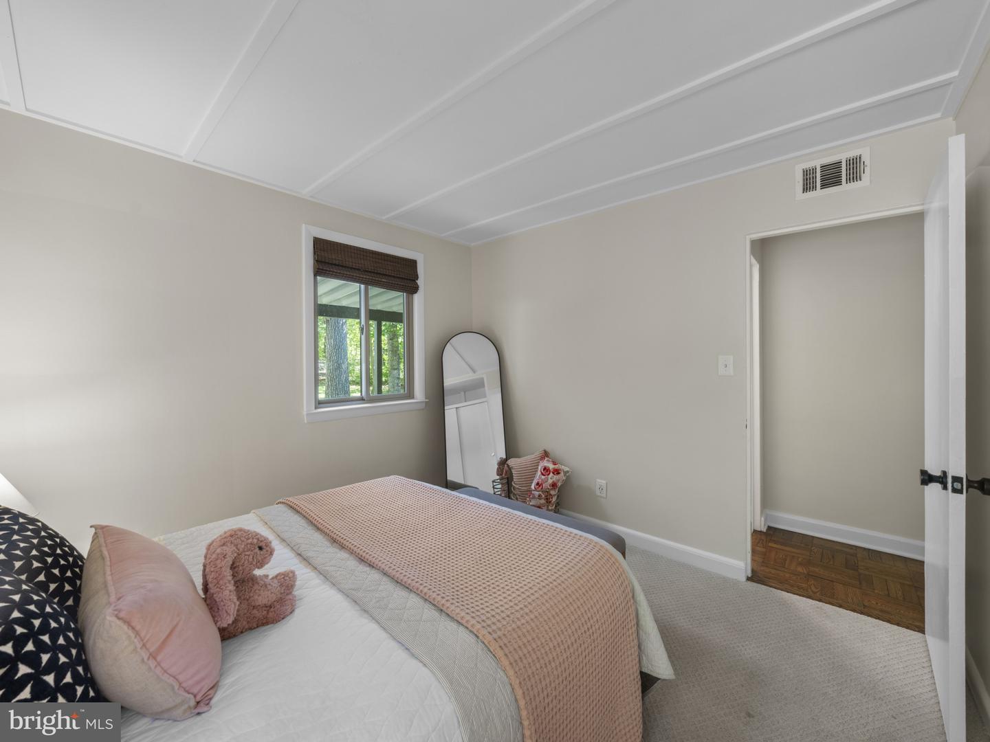 1301 GAHANT RD, ALEXANDRIA, Virginia 22308, 3 Bedrooms Bedrooms, ,2 BathroomsBathrooms,Residential,For sale,1301 GAHANT RD,VAFX2269654 MLS # VAFX2269654