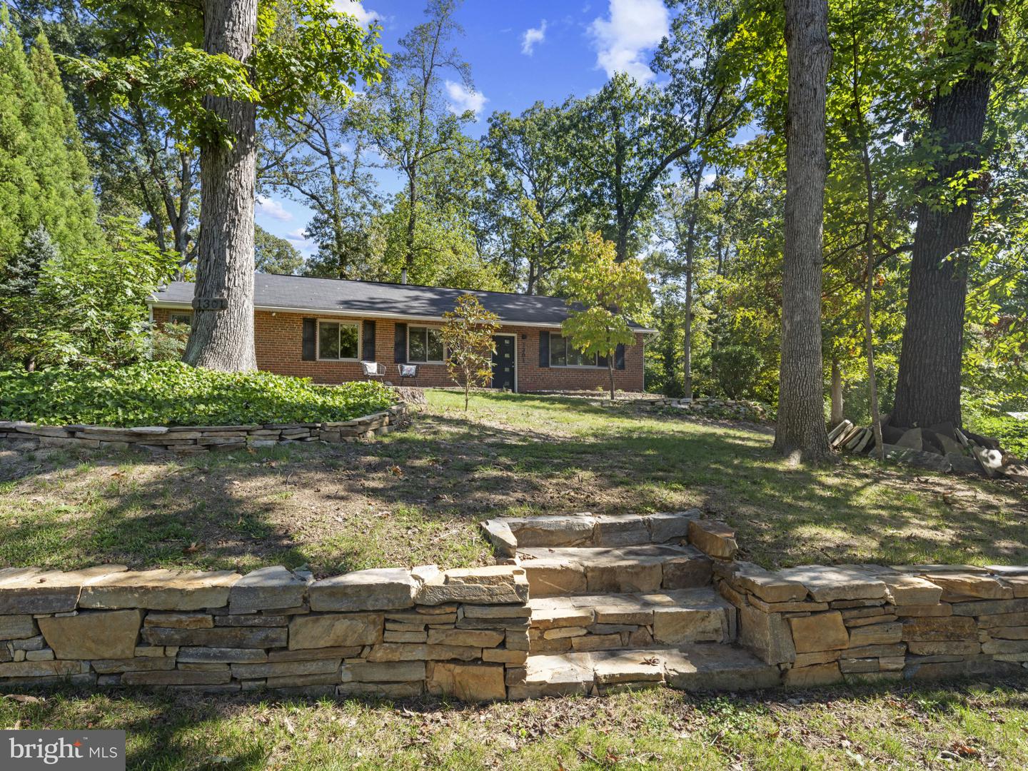 1301 GAHANT RD, ALEXANDRIA, Virginia 22308, 3 Bedrooms Bedrooms, ,2 BathroomsBathrooms,Residential,For sale,1301 GAHANT RD,VAFX2269654 MLS # VAFX2269654