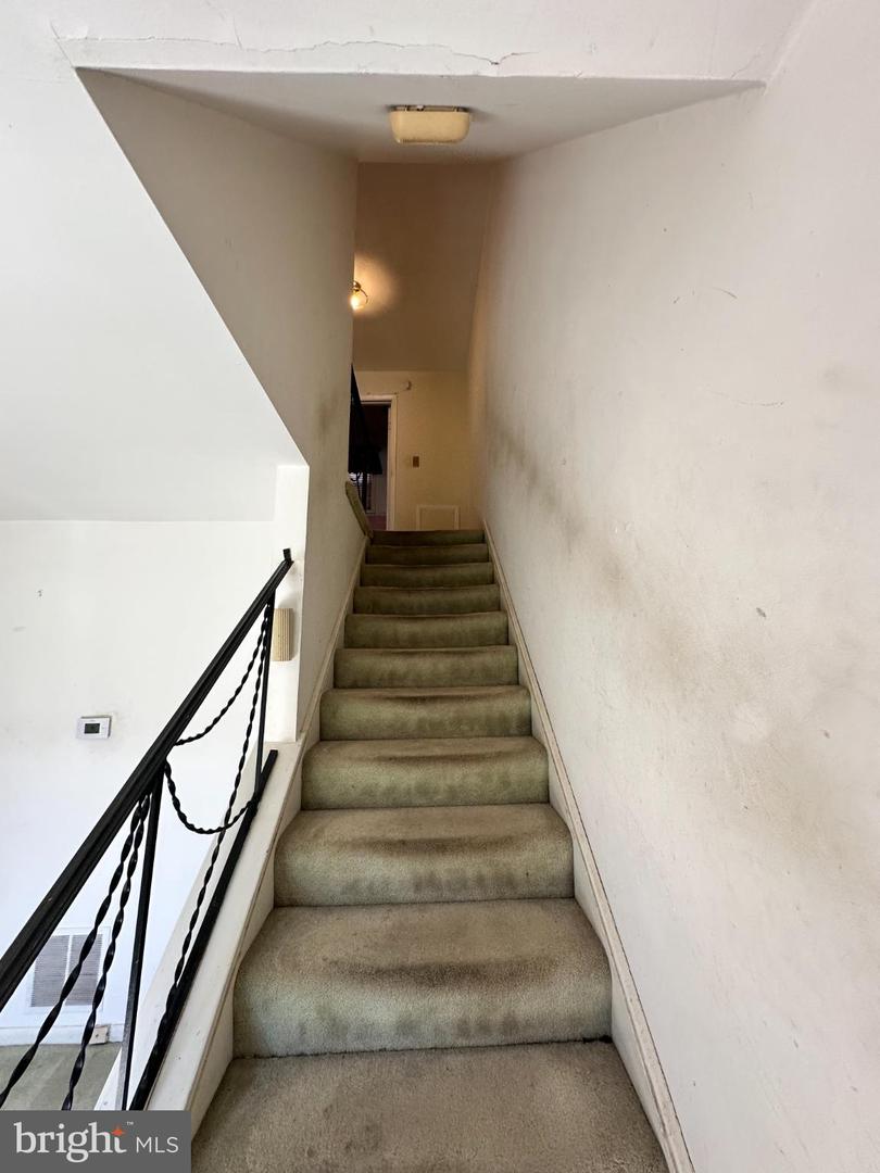 5510 HAYES ST NE, WASHINGTON, District Of Columbia 20019, 3 Bedrooms Bedrooms, 5 Rooms Rooms,2 BathroomsBathrooms,Residential,For sale,5510 HAYES ST NE,DCDC2224552 MLS # DCDC2224552