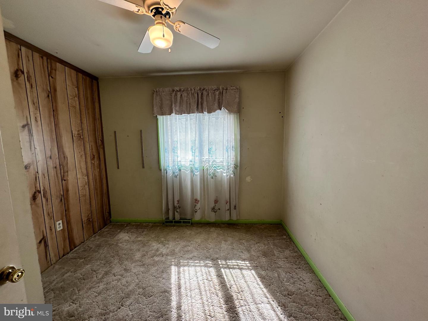 5510 HAYES ST NE, WASHINGTON, District Of Columbia 20019, 3 Bedrooms Bedrooms, 5 Rooms Rooms,2 BathroomsBathrooms,Residential,For sale,5510 HAYES ST NE,DCDC2224552 MLS # DCDC2224552