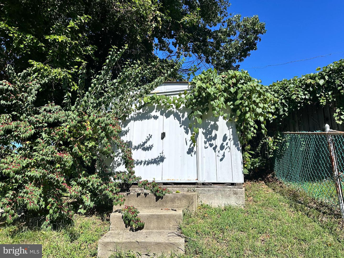 5510 HAYES ST NE, WASHINGTON, District Of Columbia 20019, 3 Bedrooms Bedrooms, 5 Rooms Rooms,2 BathroomsBathrooms,Residential,For sale,5510 HAYES ST NE,DCDC2224552 MLS # DCDC2224552