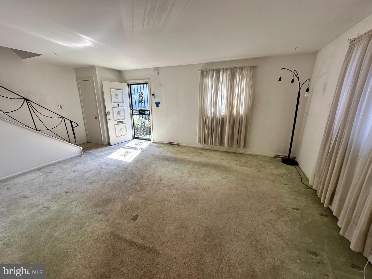 5510 HAYES ST NE, WASHINGTON, District Of Columbia 20019, 3 Bedrooms Bedrooms, 5 Rooms Rooms,2 BathroomsBathrooms,Residential,For sale,5510 HAYES ST NE,DCDC2224552 MLS # DCDC2224552