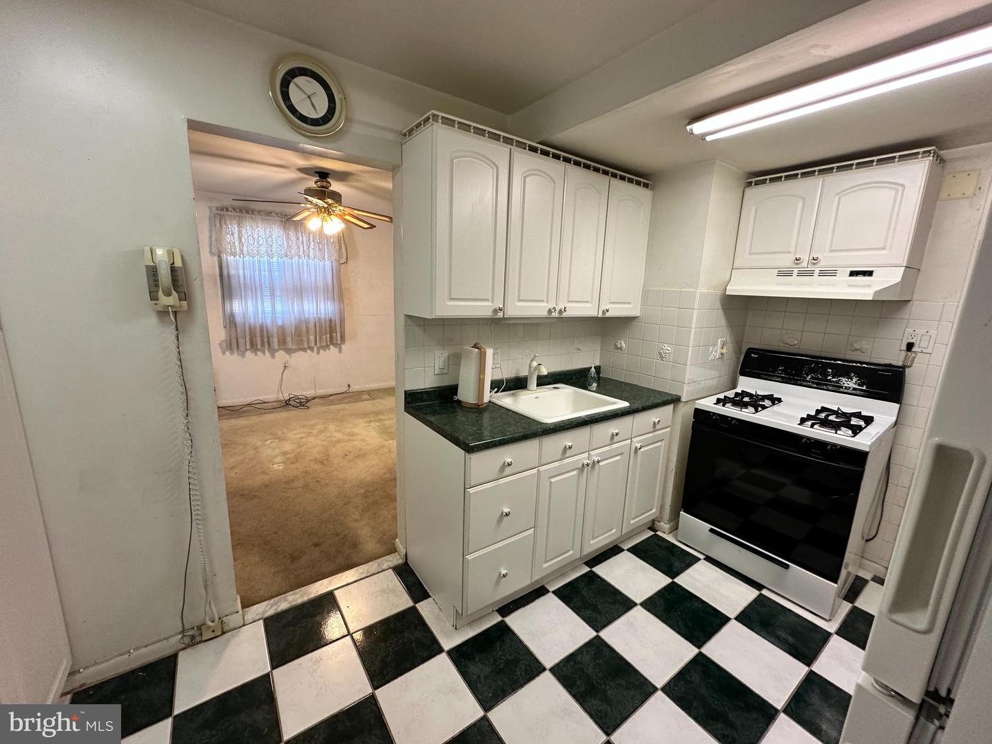 5510 HAYES ST NE, WASHINGTON, District Of Columbia 20019, 3 Bedrooms Bedrooms, 5 Rooms Rooms,2 BathroomsBathrooms,Residential,For sale,5510 HAYES ST NE,DCDC2224552 MLS # DCDC2224552