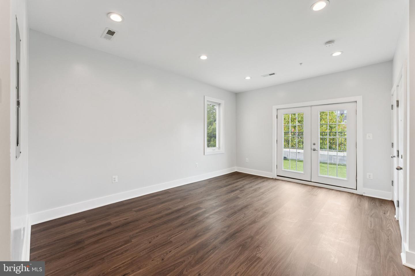 2822 28TH ST SE, WASHINGTON, District Of Columbia 20020, ,Land,For sale,2822 28TH ST SE,DCDC2224826 MLS # DCDC2224826