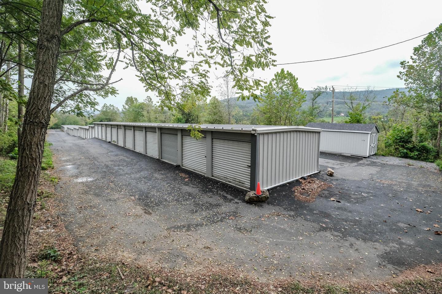 2915 DISMAL HOLLOW RD, LINDEN, Virginia 22642, ,Land,For sale,2915 DISMAL HOLLOW RD,VAWR2012504 MLS # VAWR2012504