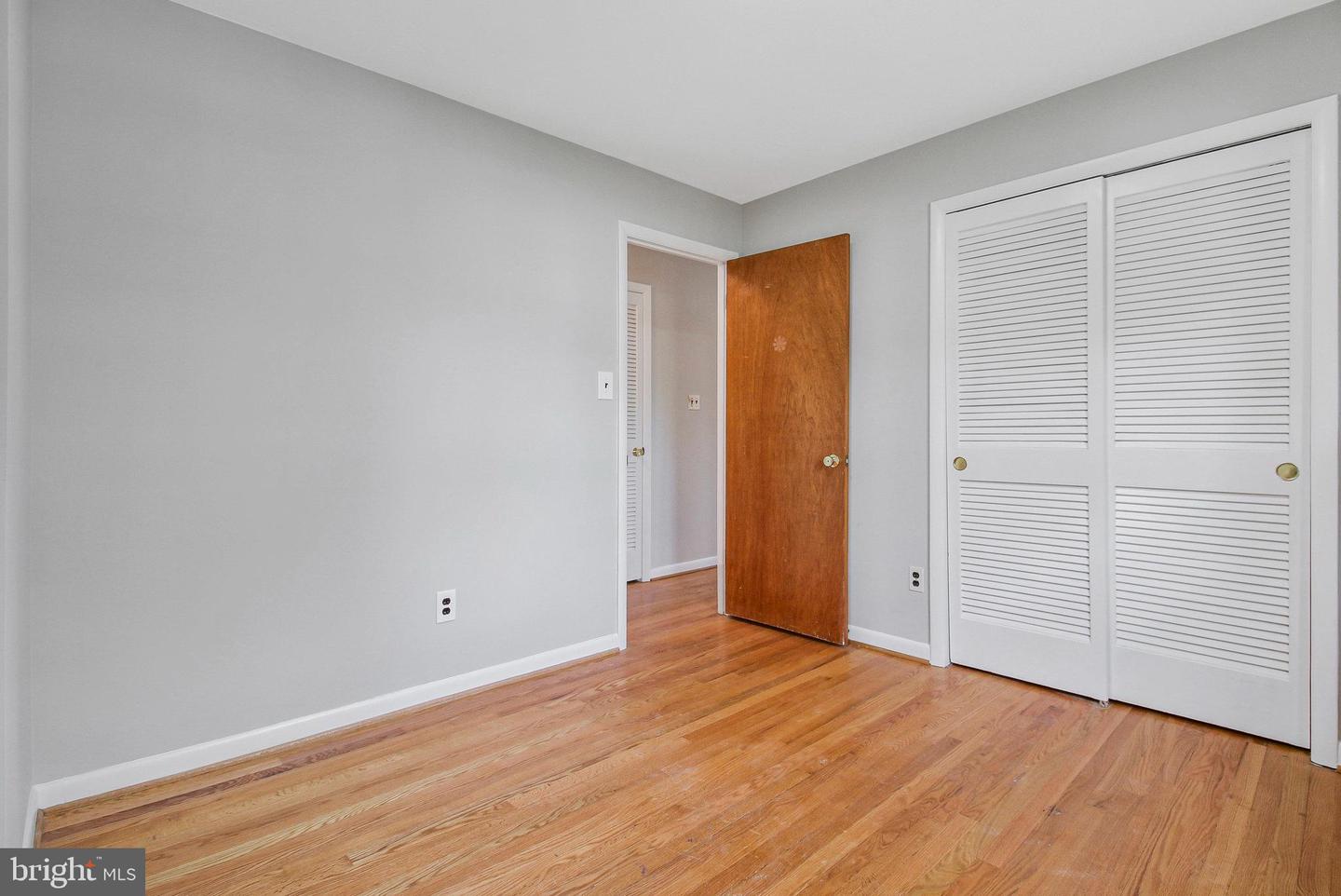 821 S MONROE ST, ARLINGTON, Virginia 22204, 3 Bedrooms Bedrooms, ,3 BathroomsBathrooms,Residential,For sale,821 S MONROE ST,VAAR2055404 MLS # VAAR2055404
