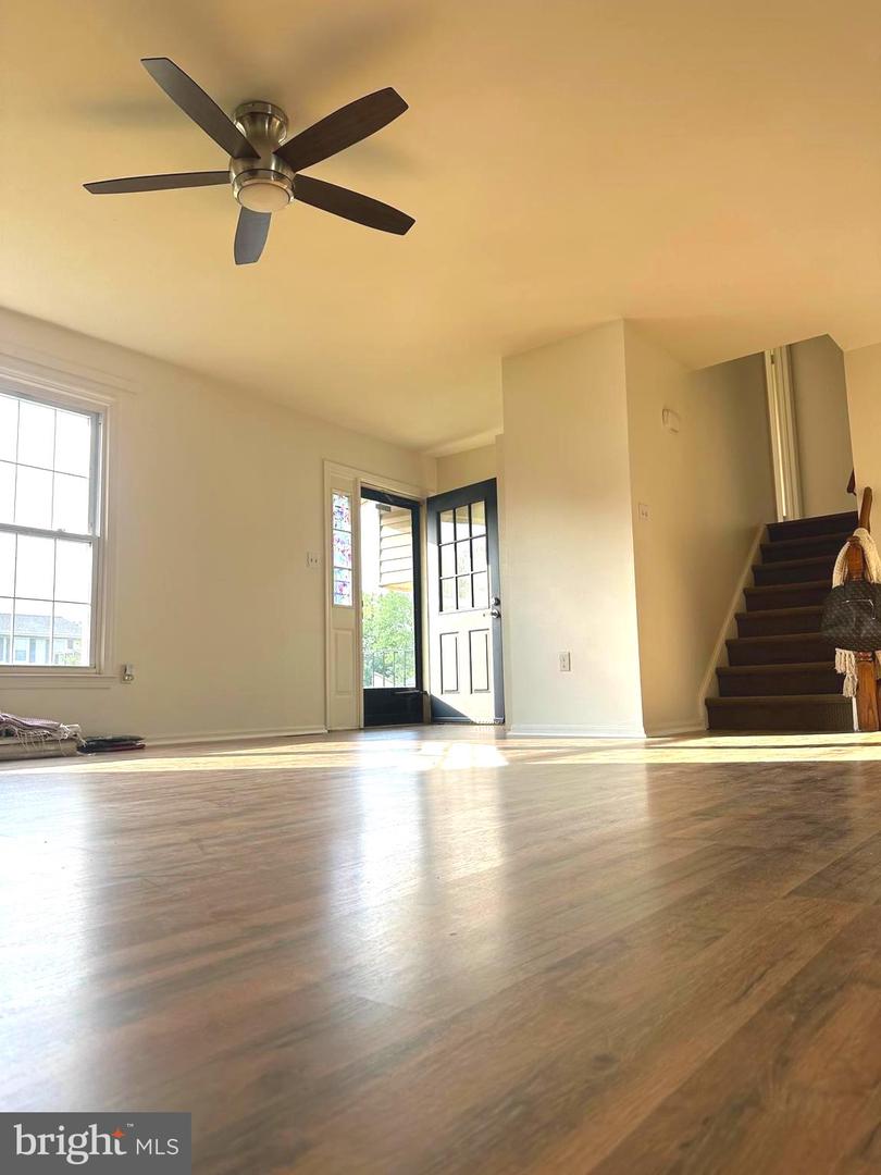 8959 ROLLING RD, MANASSAS, Virginia 20110, 4 Bedrooms Bedrooms, ,2 BathroomsBathrooms,Residential,For sale,8959 ROLLING RD,VAMN2008266 MLS # VAMN2008266