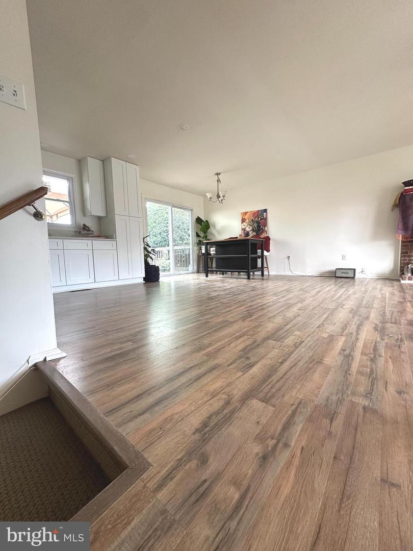 8959 ROLLING RD, MANASSAS, Virginia 20110, 4 Bedrooms Bedrooms, ,2 BathroomsBathrooms,Residential,For sale,8959 ROLLING RD,VAMN2008266 MLS # VAMN2008266