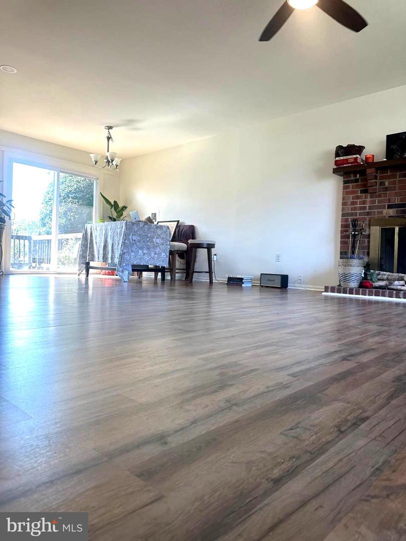8959 ROLLING RD, MANASSAS, Virginia 20110, 4 Bedrooms Bedrooms, ,2 BathroomsBathrooms,Residential,For sale,8959 ROLLING RD,VAMN2008266 MLS # VAMN2008266