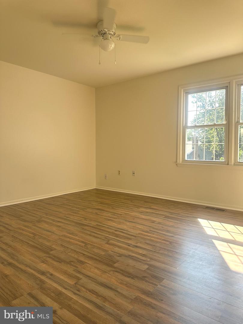 8959 ROLLING RD, MANASSAS, Virginia 20110, 4 Bedrooms Bedrooms, ,2 BathroomsBathrooms,Residential,For sale,8959 ROLLING RD,VAMN2008266 MLS # VAMN2008266