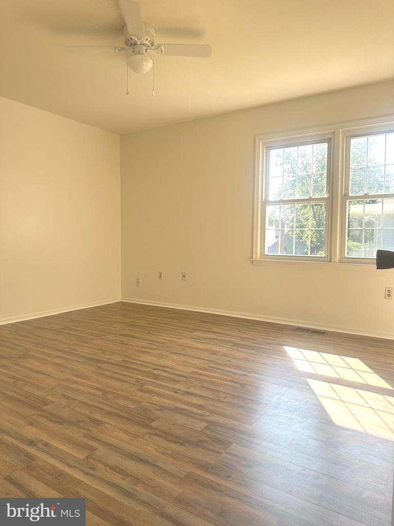 8959 ROLLING RD, MANASSAS, Virginia 20110, 4 Bedrooms Bedrooms, ,2 BathroomsBathrooms,Residential,For sale,8959 ROLLING RD,VAMN2008266 MLS # VAMN2008266