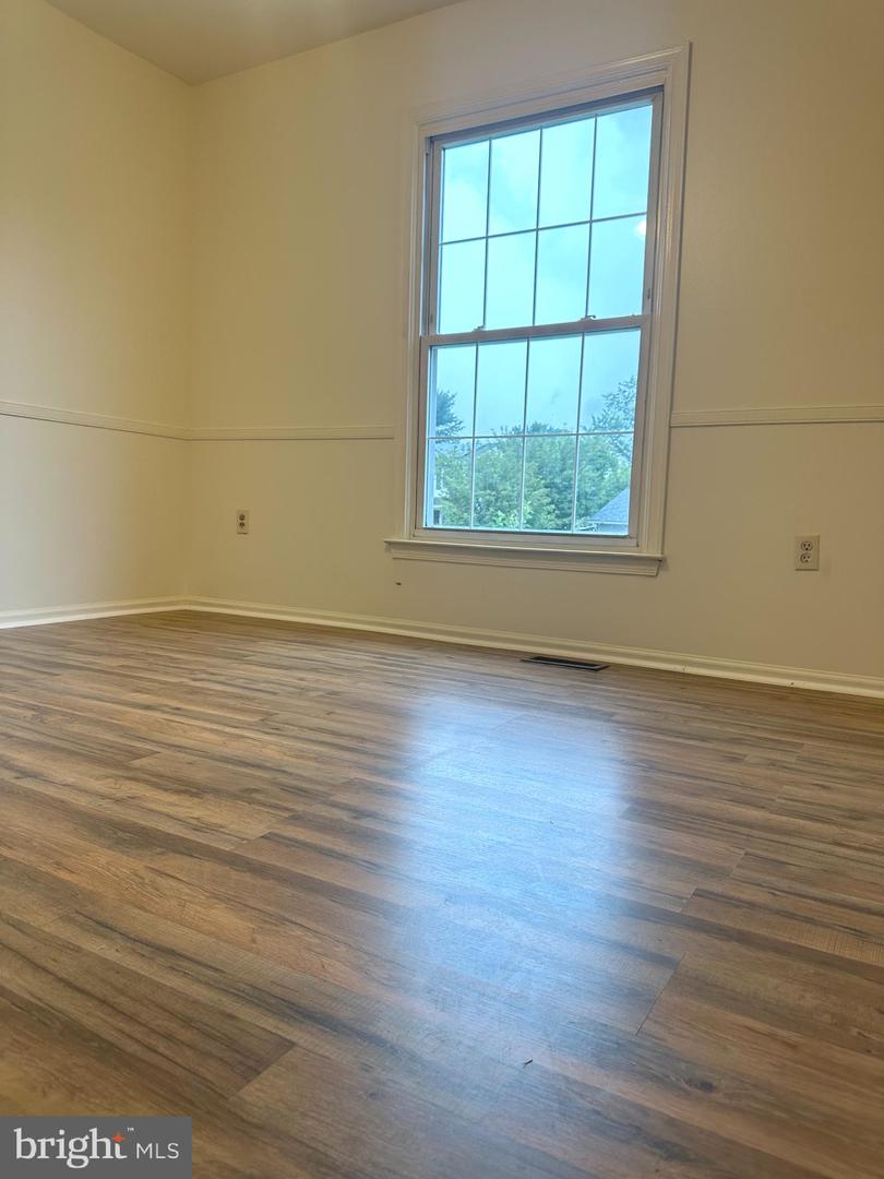 8959 ROLLING RD, MANASSAS, Virginia 20110, 4 Bedrooms Bedrooms, ,2 BathroomsBathrooms,Residential,For sale,8959 ROLLING RD,VAMN2008266 MLS # VAMN2008266