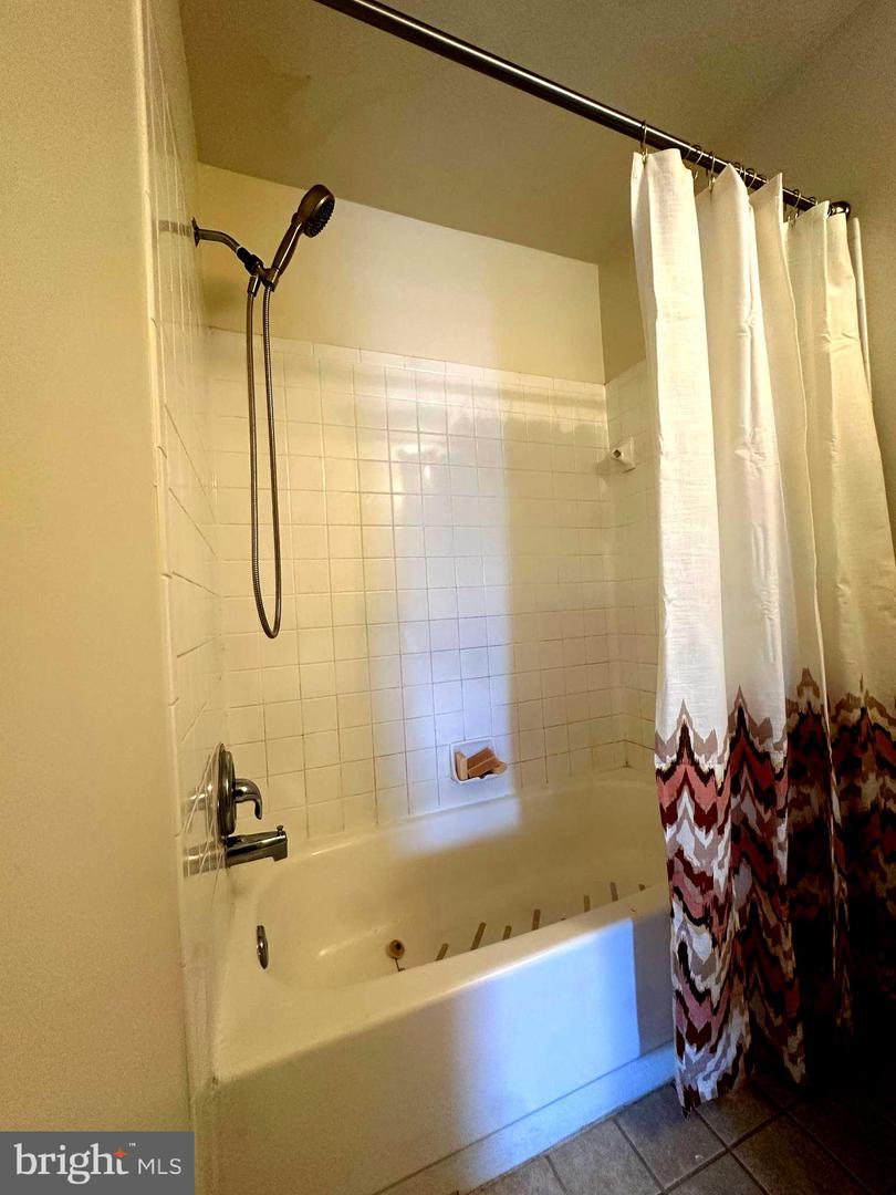 8959 ROLLING RD, MANASSAS, Virginia 20110, 4 Bedrooms Bedrooms, ,2 BathroomsBathrooms,Residential,For sale,8959 ROLLING RD,VAMN2008266 MLS # VAMN2008266