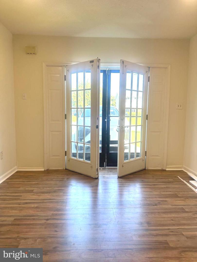 8959 ROLLING RD, MANASSAS, Virginia 20110, 4 Bedrooms Bedrooms, ,2 BathroomsBathrooms,Residential,For sale,8959 ROLLING RD,VAMN2008266 MLS # VAMN2008266