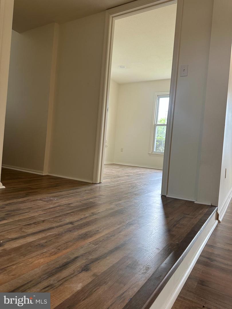 8959 ROLLING RD, MANASSAS, Virginia 20110, 4 Bedrooms Bedrooms, ,2 BathroomsBathrooms,Residential,For sale,8959 ROLLING RD,VAMN2008266 MLS # VAMN2008266