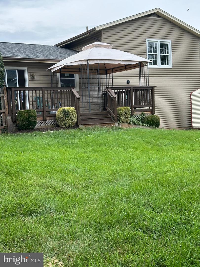 8959 ROLLING RD, MANASSAS, Virginia 20110, 4 Bedrooms Bedrooms, ,2 BathroomsBathrooms,Residential,For sale,8959 ROLLING RD,VAMN2008266 MLS # VAMN2008266