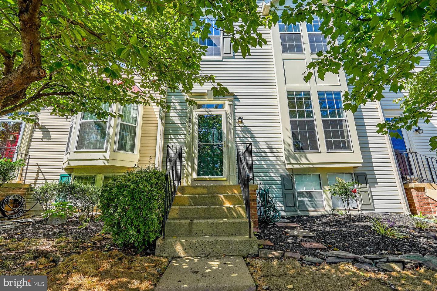 20653 SOUTHWIND TER, ASHBURN, Virginia 20147, 3 Bedrooms Bedrooms, ,3 BathroomsBathrooms,Residential,For sale,20653 SOUTHWIND TER,VALO2100978 MLS # VALO2100978