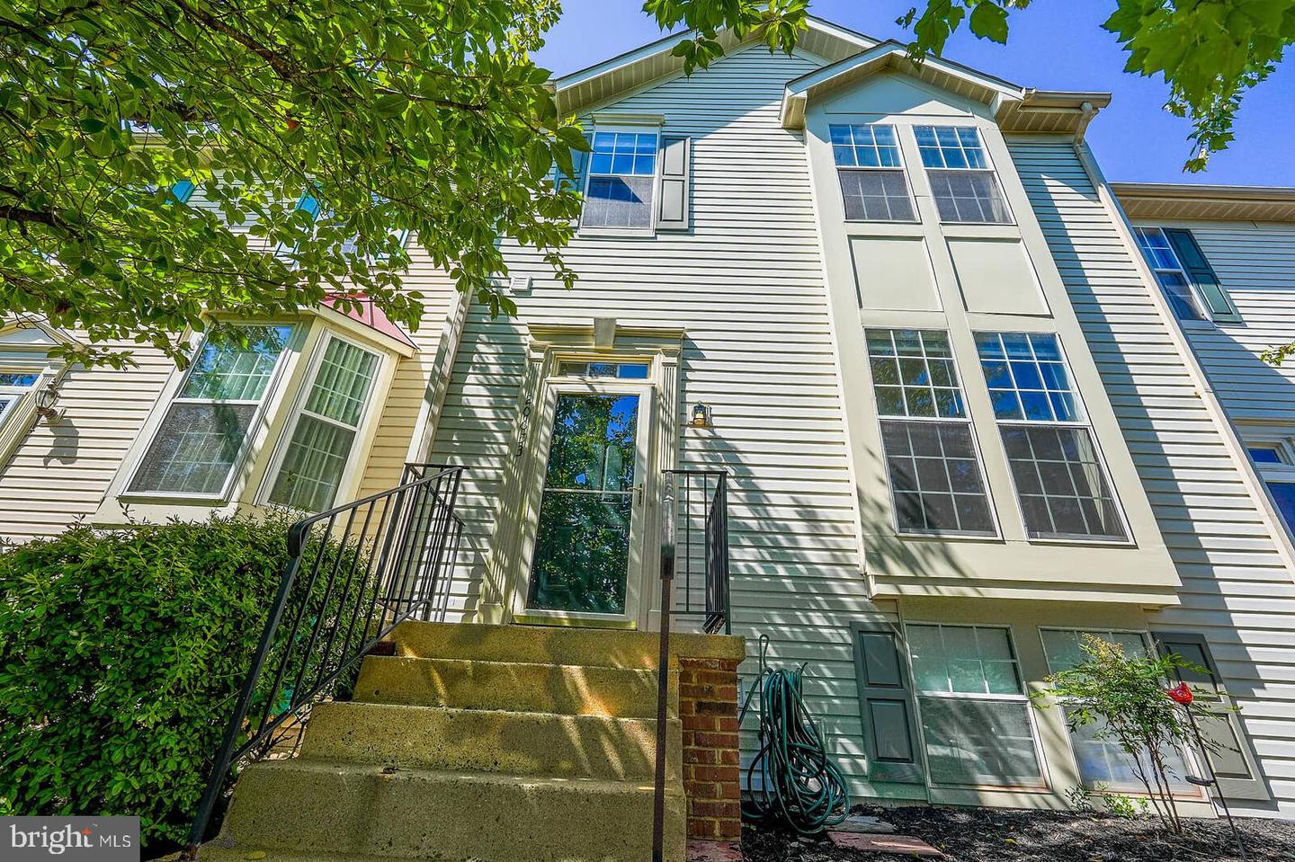 20653 SOUTHWIND TER, ASHBURN, Virginia 20147, 3 Bedrooms Bedrooms, ,3 BathroomsBathrooms,Residential,For sale,20653 SOUTHWIND TER,VALO2100978 MLS # VALO2100978