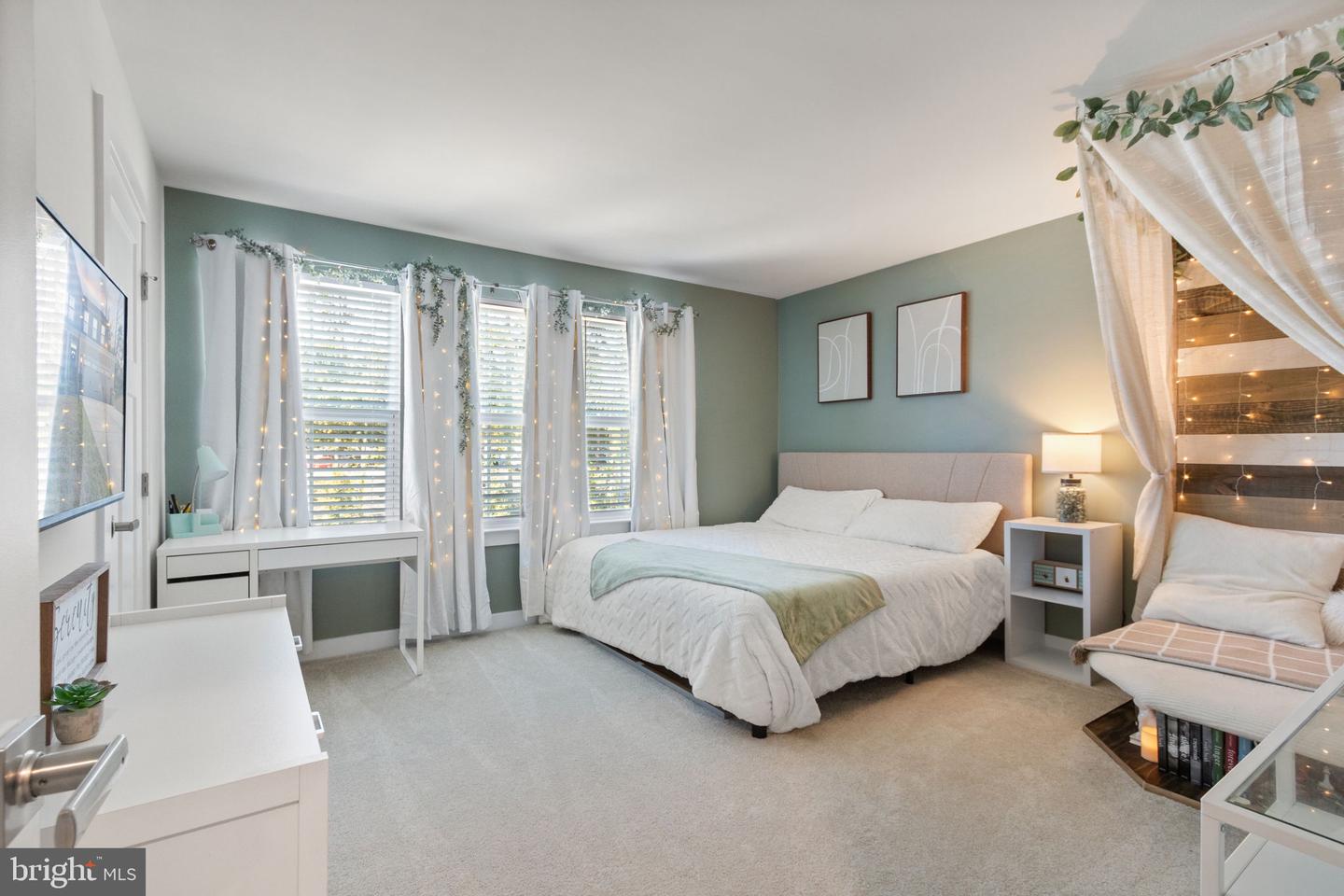 483 VANDEGRIFT RD, STAFFORD, Virginia 22554, 4 Bedrooms Bedrooms, ,3 BathroomsBathrooms,Residential,For sale,483 VANDEGRIFT RD,VAST2040448 MLS # VAST2040448