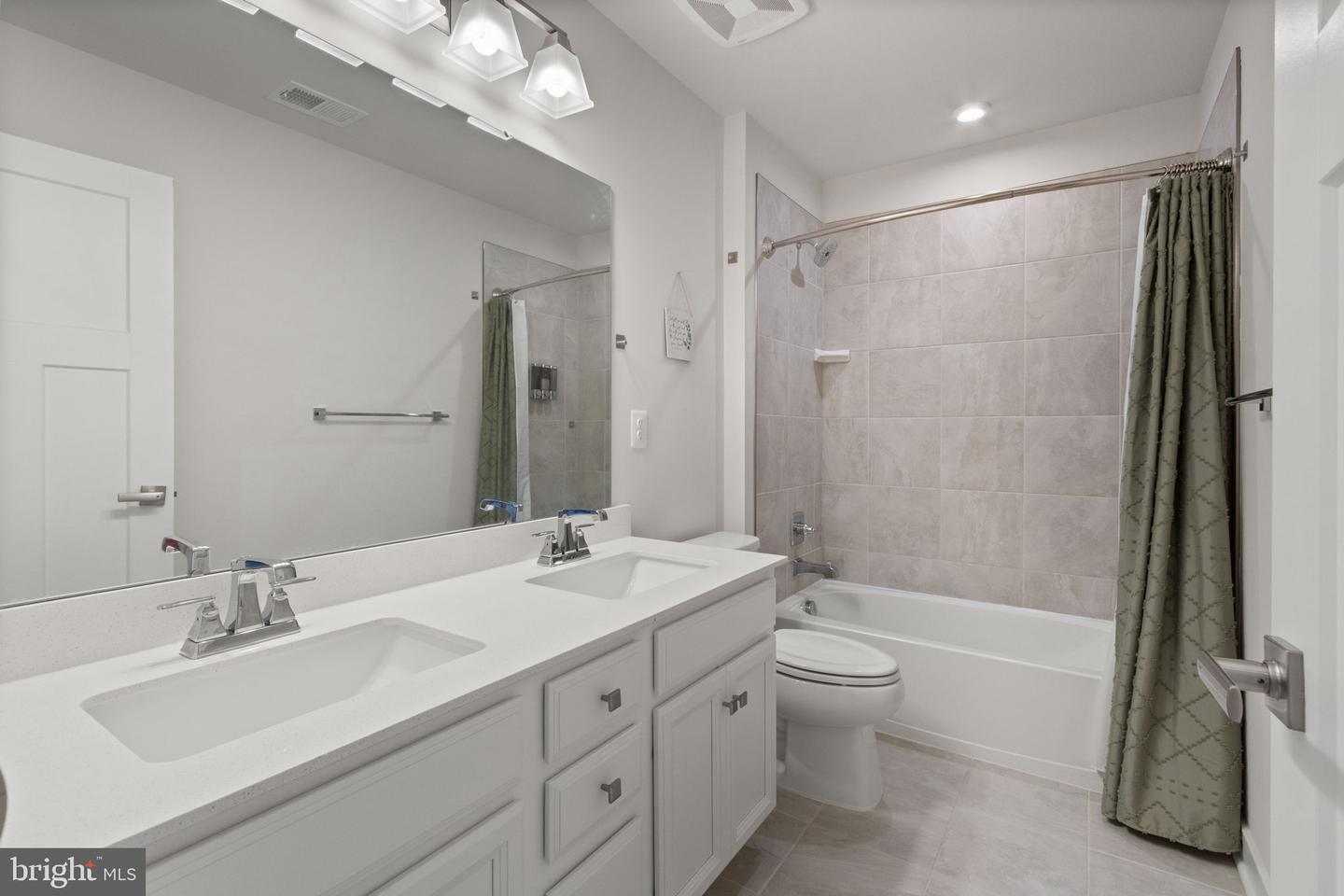 483 VANDEGRIFT RD, STAFFORD, Virginia 22554, 4 Bedrooms Bedrooms, ,3 BathroomsBathrooms,Residential,For sale,483 VANDEGRIFT RD,VAST2040448 MLS # VAST2040448
