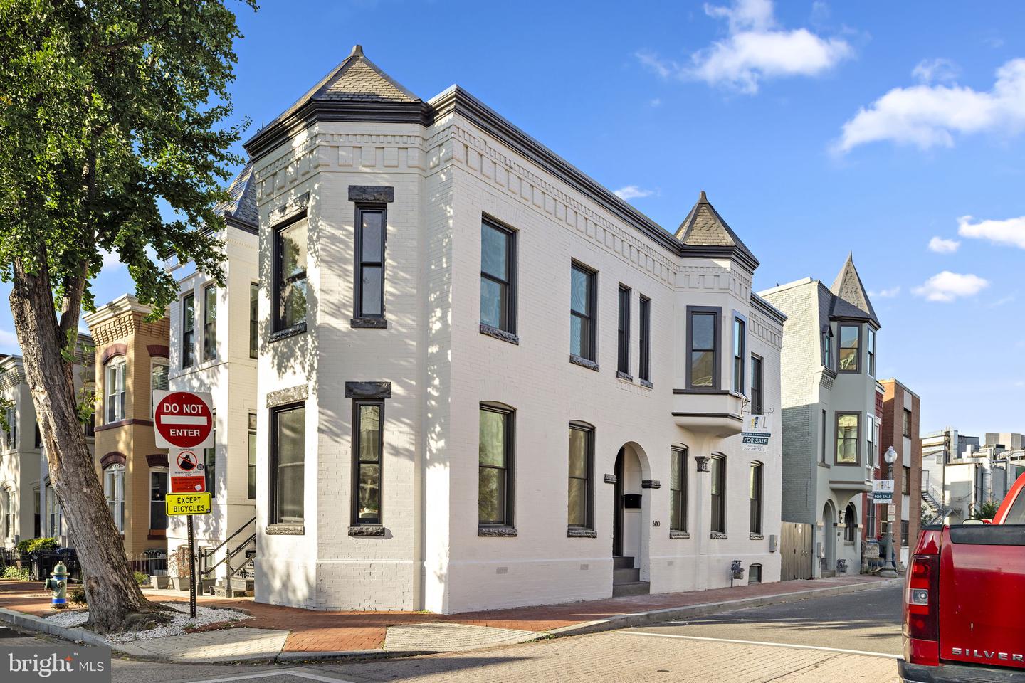 600 U ST NW, WASHINGTON, District Of Columbia 20001, 4 Bedrooms Bedrooms, ,3 BathroomsBathrooms,Residential,For sale,600 U ST NW,DCDC2209054 MLS # DCDC2209054