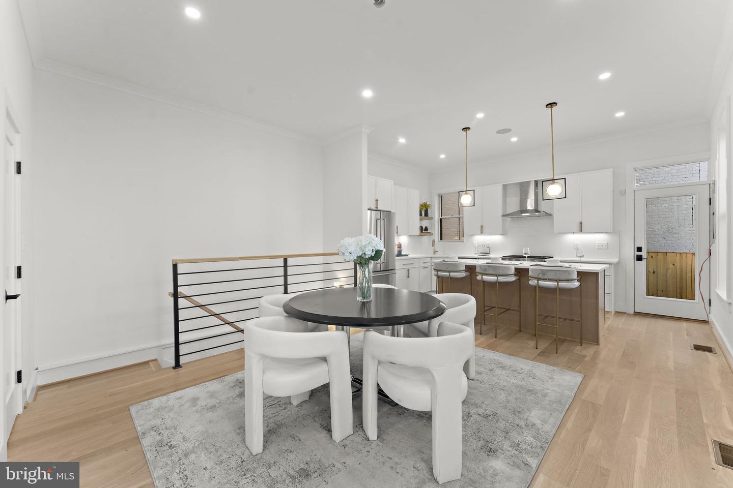 600 U ST NW, WASHINGTON, District Of Columbia 20001, 4 Bedrooms Bedrooms, ,3 BathroomsBathrooms,Residential,For sale,600 U ST NW,DCDC2209054 MLS # DCDC2209054