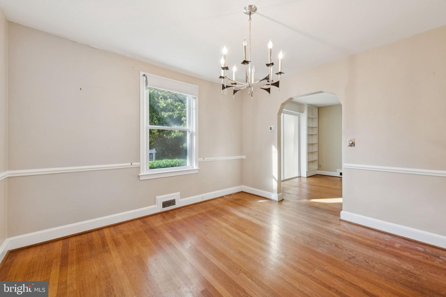 4409 BUTTERWORTH PL NW, WASHINGTON, District Of Columbia 20016, 3 Bedrooms Bedrooms, ,3 BathroomsBathrooms,Residential,For sale,4409 BUTTERWORTH PL NW,DCDC2209132 MLS # DCDC2209132
