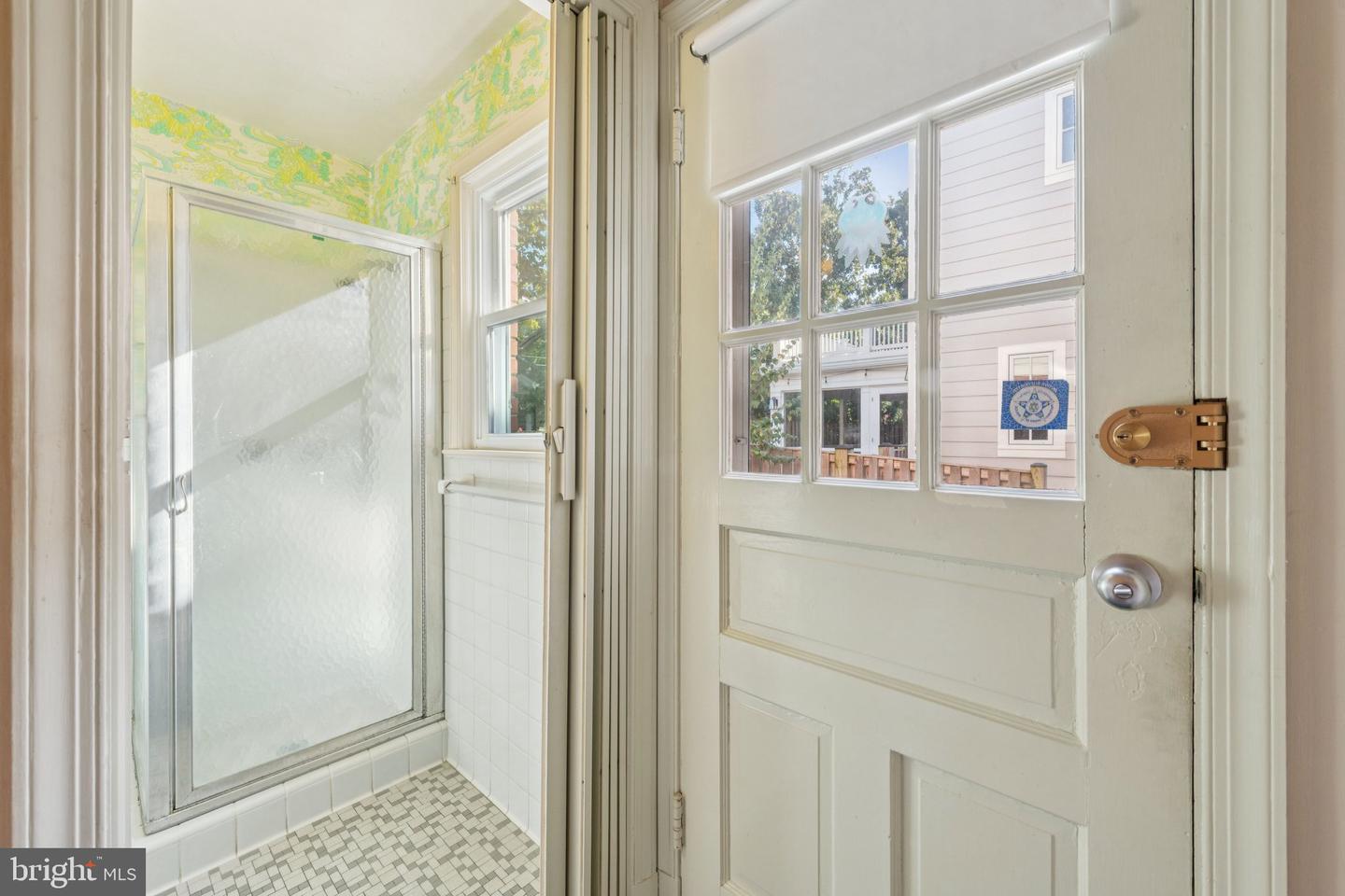 4409 BUTTERWORTH PL NW, WASHINGTON, District Of Columbia 20016, 3 Bedrooms Bedrooms, ,3 BathroomsBathrooms,Residential,For sale,4409 BUTTERWORTH PL NW,DCDC2209132 MLS # DCDC2209132