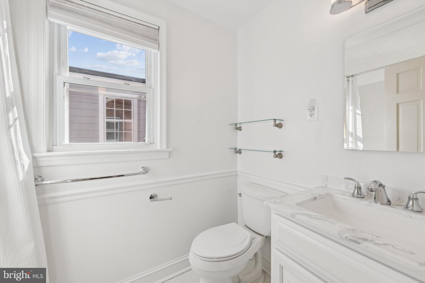 4409 BUTTERWORTH PL NW, WASHINGTON, District Of Columbia 20016, 3 Bedrooms Bedrooms, ,3 BathroomsBathrooms,Residential,For sale,4409 BUTTERWORTH PL NW,DCDC2209132 MLS # DCDC2209132