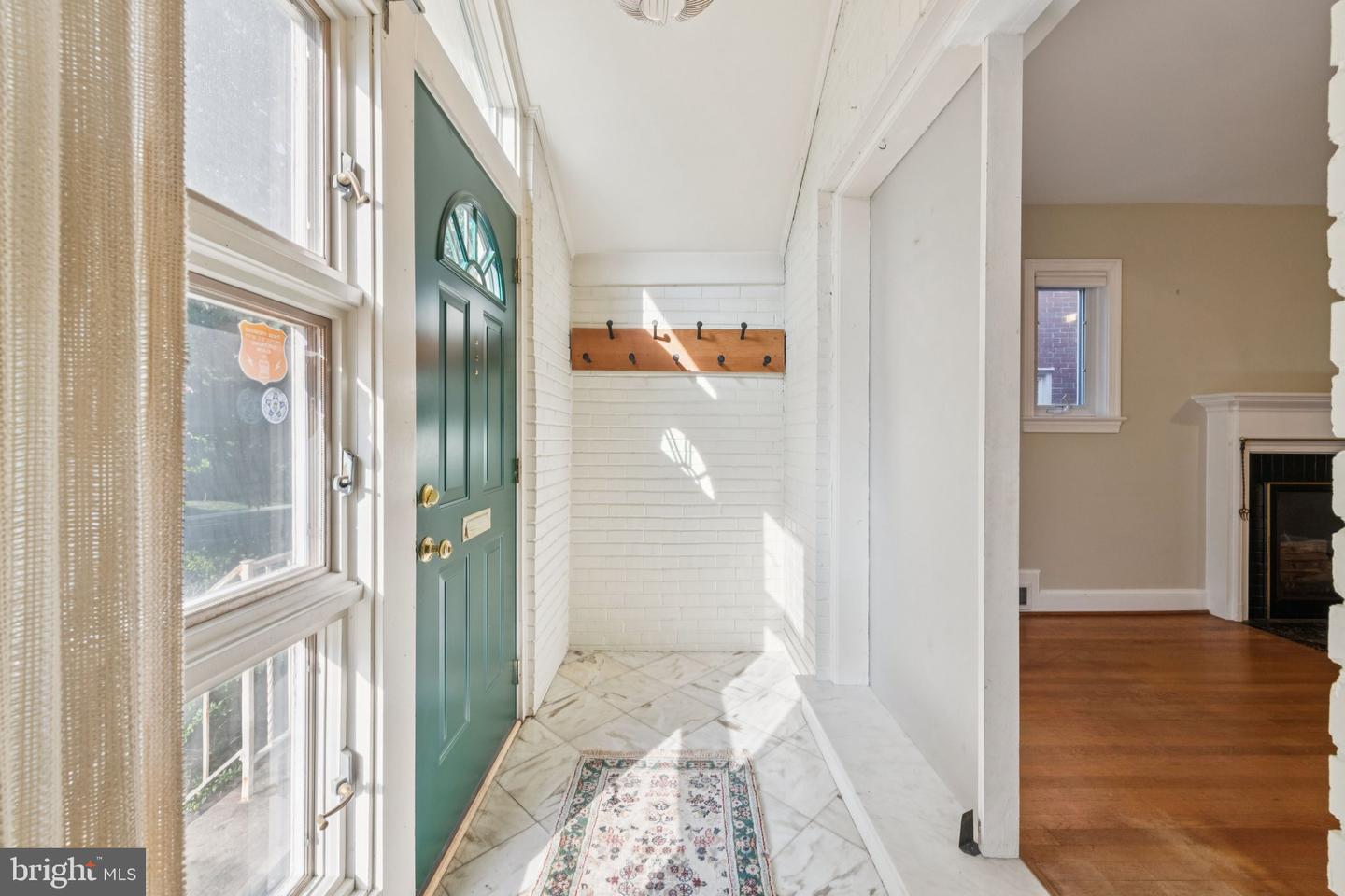 4409 BUTTERWORTH PL NW, WASHINGTON, District Of Columbia 20016, 3 Bedrooms Bedrooms, ,3 BathroomsBathrooms,Residential,For sale,4409 BUTTERWORTH PL NW,DCDC2209132 MLS # DCDC2209132