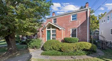 4409 BUTTERWORTH PL NW, WASHINGTON, District Of Columbia 20016, 3 Bedrooms Bedrooms, ,3 BathroomsBathrooms,Residential,For sale,4409 BUTTERWORTH PL NW,DCDC2209132 MLS # DCDC2209132