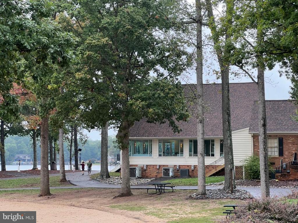 101 MONTICELLO CIR, LOCUST GROVE, Virginia 22508, 3 Bedrooms Bedrooms, ,2 BathroomsBathrooms,Residential,101 MONTICELLO CIR,VAOR2012372 MLS # VAOR2012372
