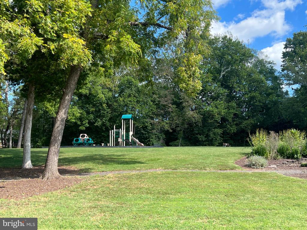 101 MONTICELLO CIR, LOCUST GROVE, Virginia 22508, 3 Bedrooms Bedrooms, ,2 BathroomsBathrooms,Residential,101 MONTICELLO CIR,VAOR2012372 MLS # VAOR2012372