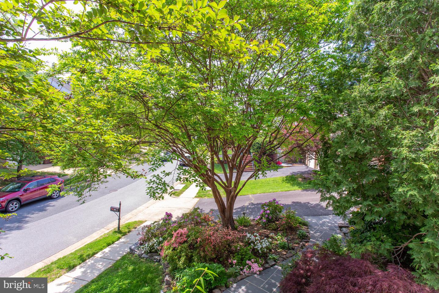 1201 DARTMOUTH RD, ALEXANDRIA, Virginia 22314, 4 Bedrooms Bedrooms, 13 Rooms Rooms,3 BathroomsBathrooms,Residential,For sale,1201 DARTMOUTH RD,VAAX2047358 MLS # VAAX2047358