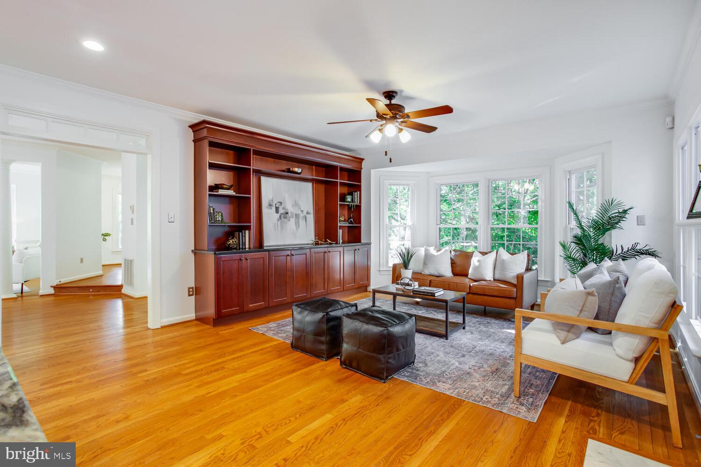 1201 DARTMOUTH RD, ALEXANDRIA, Virginia 22314, 4 Bedrooms Bedrooms, 13 Rooms Rooms,3 BathroomsBathrooms,Residential,For sale,1201 DARTMOUTH RD,VAAX2047358 MLS # VAAX2047358