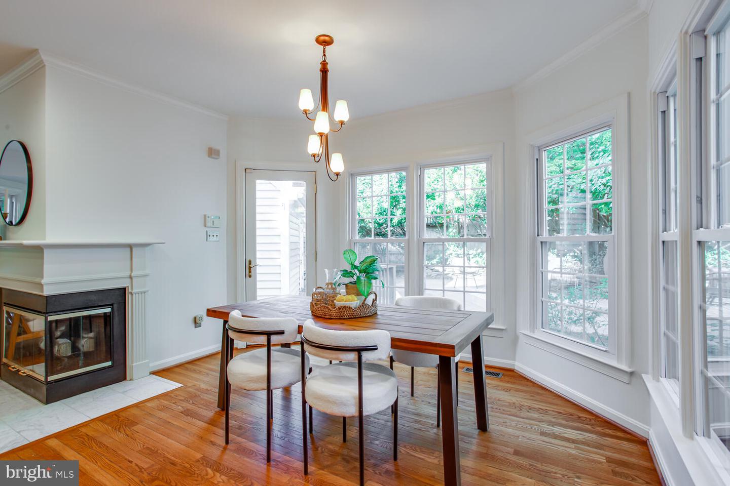 1201 DARTMOUTH RD, ALEXANDRIA, Virginia 22314, 4 Bedrooms Bedrooms, 13 Rooms Rooms,3 BathroomsBathrooms,Residential,For sale,1201 DARTMOUTH RD,VAAX2047358 MLS # VAAX2047358