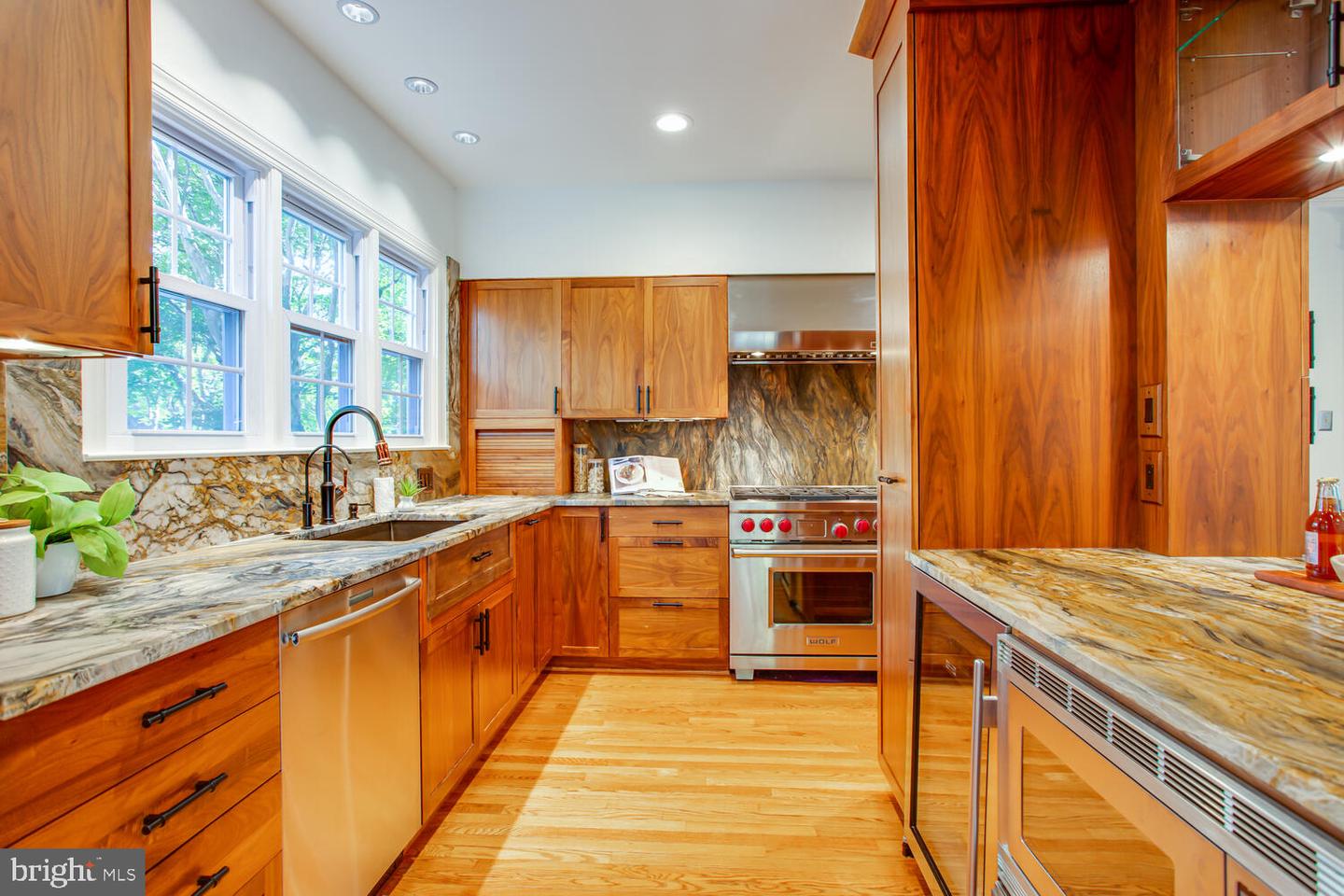 1201 DARTMOUTH RD, ALEXANDRIA, Virginia 22314, 4 Bedrooms Bedrooms, 13 Rooms Rooms,3 BathroomsBathrooms,Residential,For sale,1201 DARTMOUTH RD,VAAX2047358 MLS # VAAX2047358