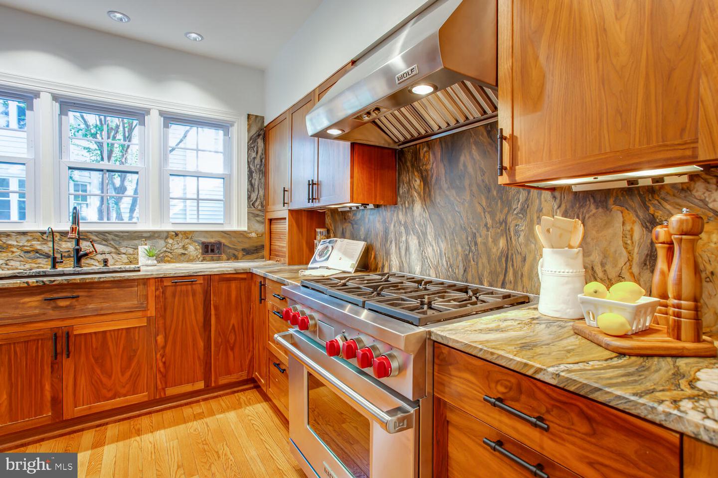 1201 DARTMOUTH RD, ALEXANDRIA, Virginia 22314, 4 Bedrooms Bedrooms, 13 Rooms Rooms,3 BathroomsBathrooms,Residential,For sale,1201 DARTMOUTH RD,VAAX2047358 MLS # VAAX2047358