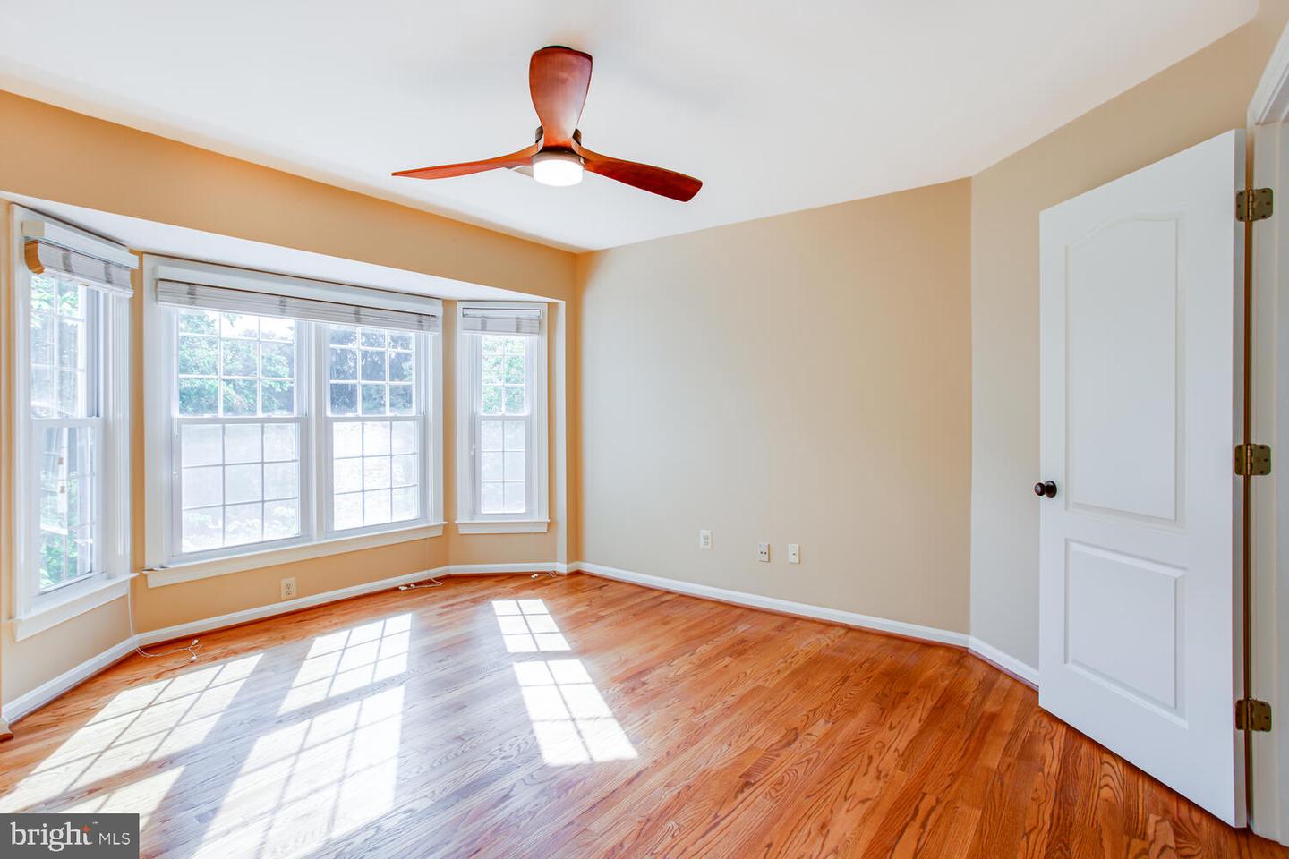 1201 DARTMOUTH RD, ALEXANDRIA, Virginia 22314, 4 Bedrooms Bedrooms, 13 Rooms Rooms,3 BathroomsBathrooms,Residential,For sale,1201 DARTMOUTH RD,VAAX2047358 MLS # VAAX2047358